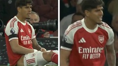 Hincapie gặp sự cố đáng xấu hổ trong chiến thắng của Arsenal